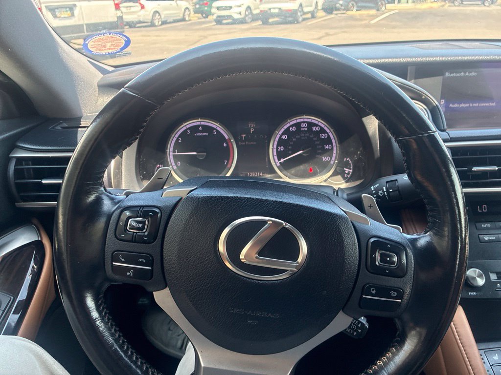 Used 2016 Lexus RC 200t w/ Premium Package RWD image 31