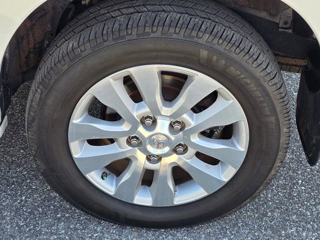 Used 2016 Toyota Sequoia Platinum RWD image 44