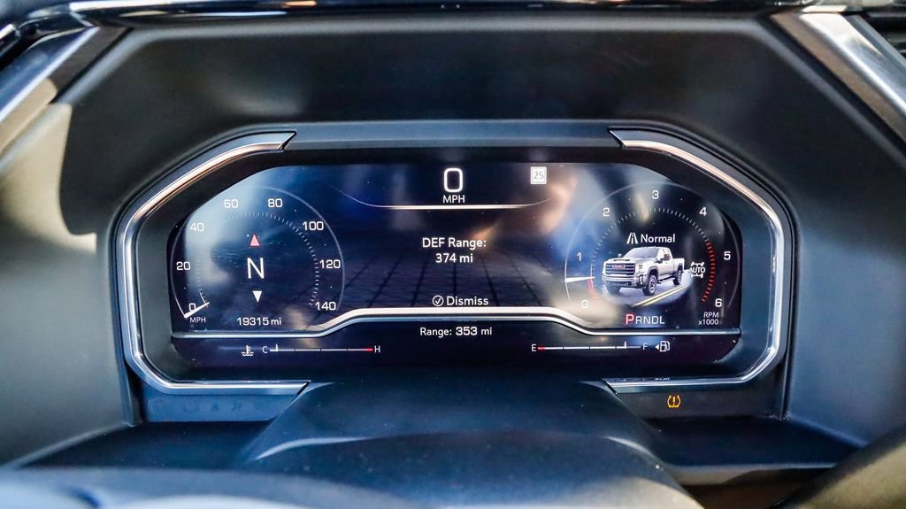 Used 2025 GMC Sierra 2500 AT4 image 27