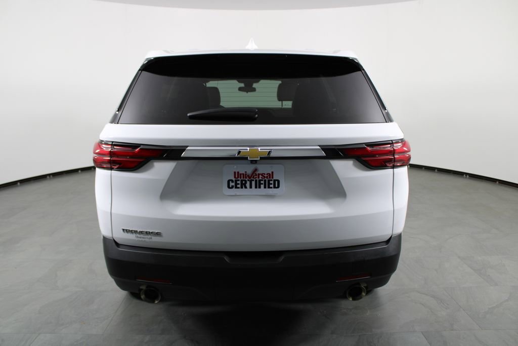 Used 2023 Chevrolet Traverse LS w/ Safety Package FWD image 7