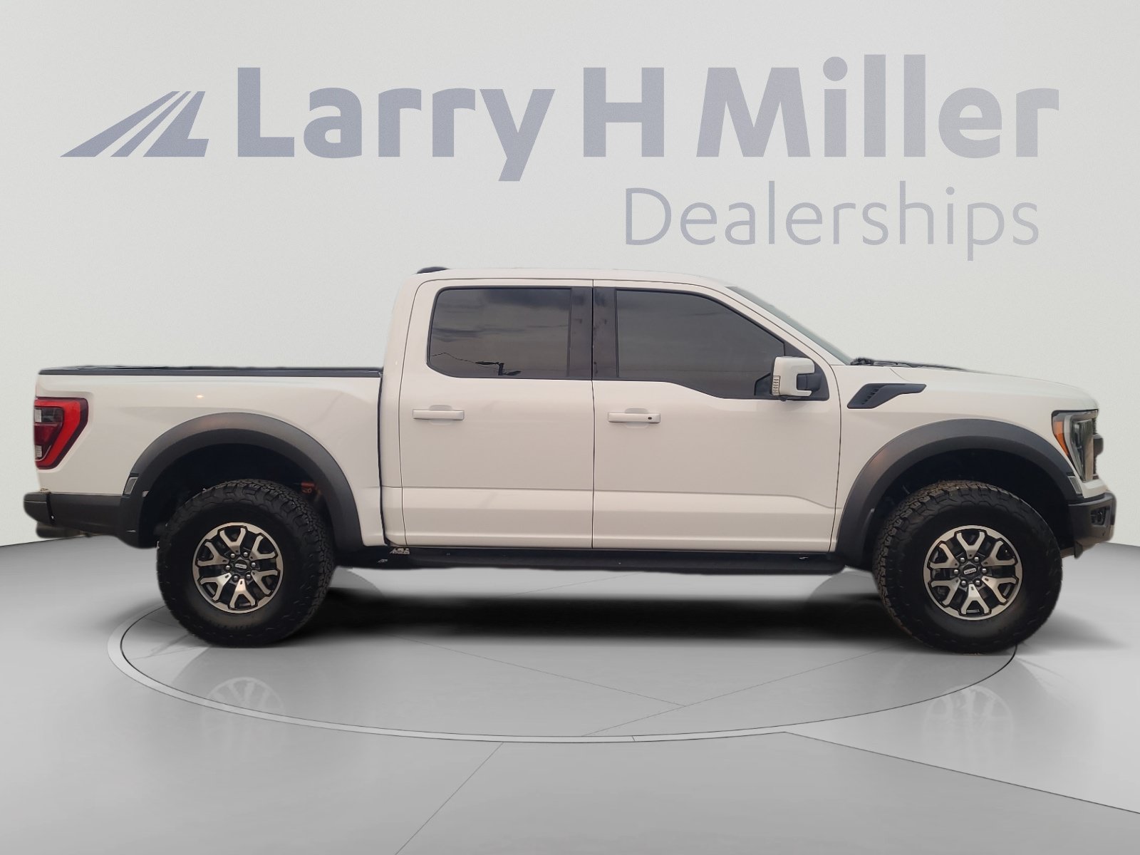 Used 2022 Ford F150 Raptor w/ Equipment Group 801A High AWD/4WD image 6