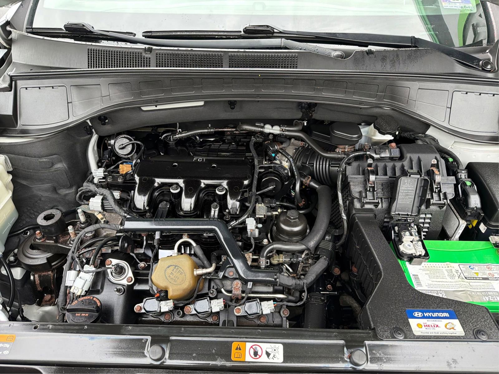 Used 2013 Hyundai Santa Fe GLS image 11