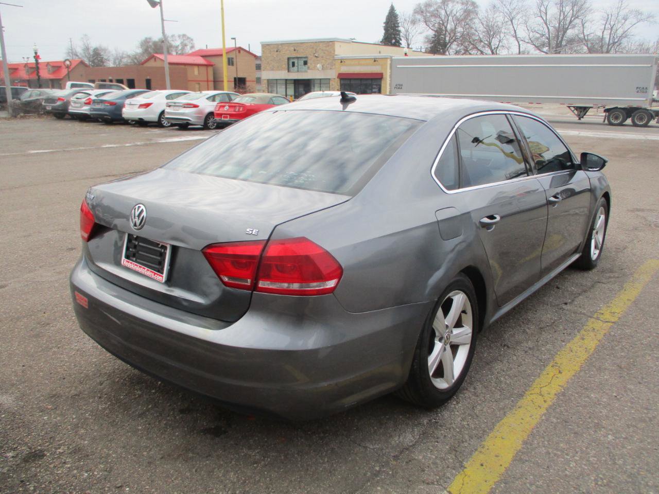Used 2012 Volkswagen Passat 2.5 SE image 5