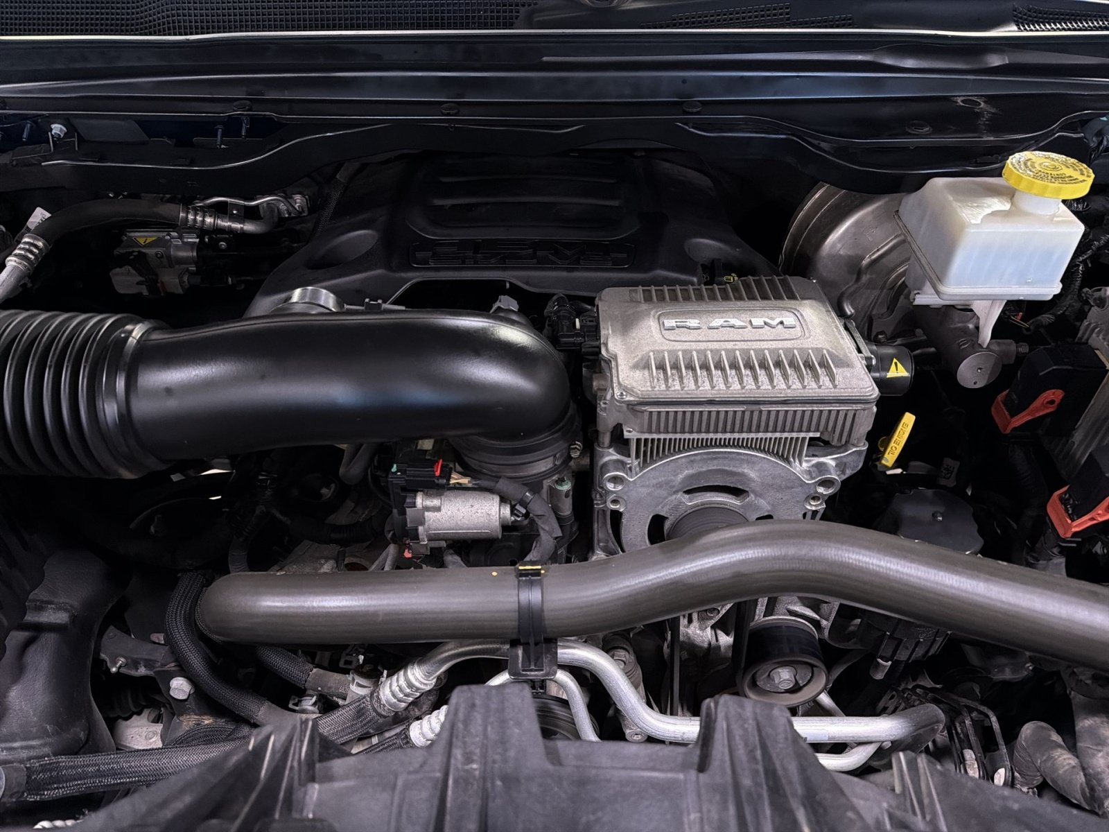Used 2021 RAM 1500 Laramie AWD/4WD image 29