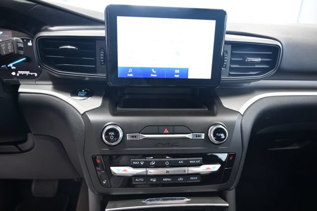 Used 2020 Ford Explorer XLT w/ Comfort Package AWD/4WD image 16