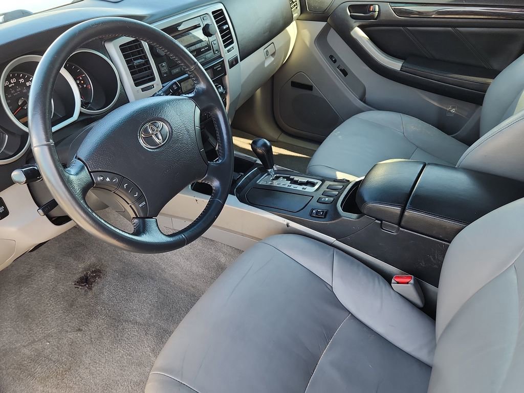 Used 2007 Toyota 4Runner Limited AWD/4WD image 8