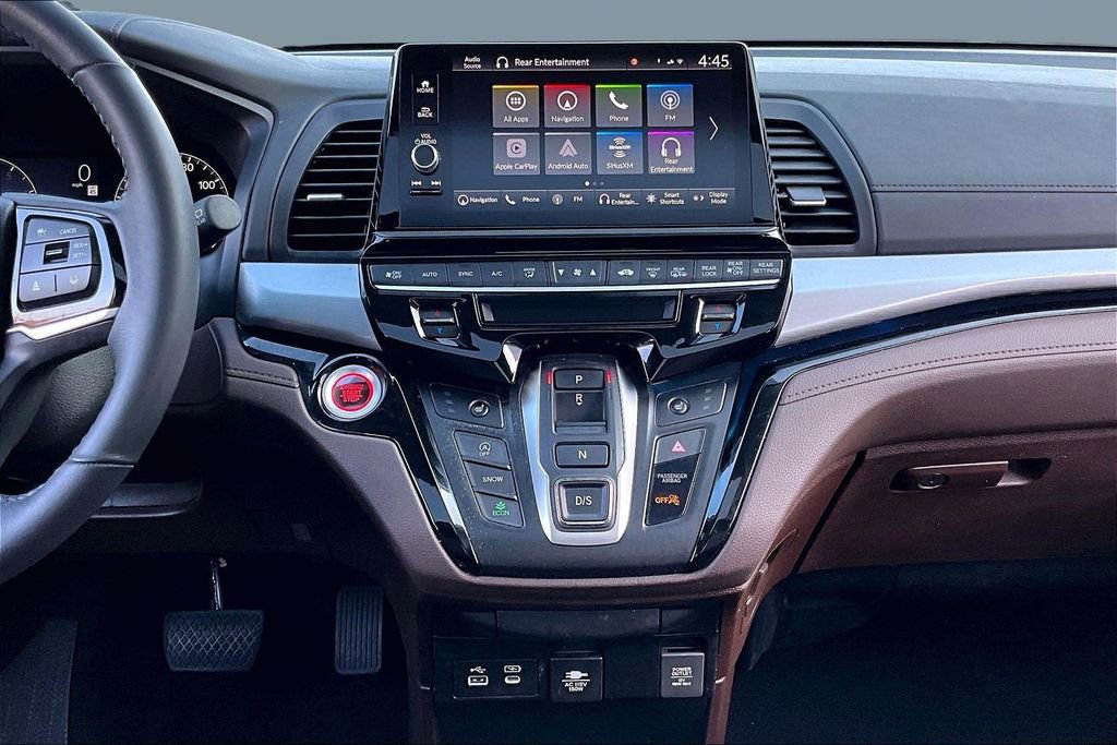 Used 2025 Honda Odyssey Touring image 10