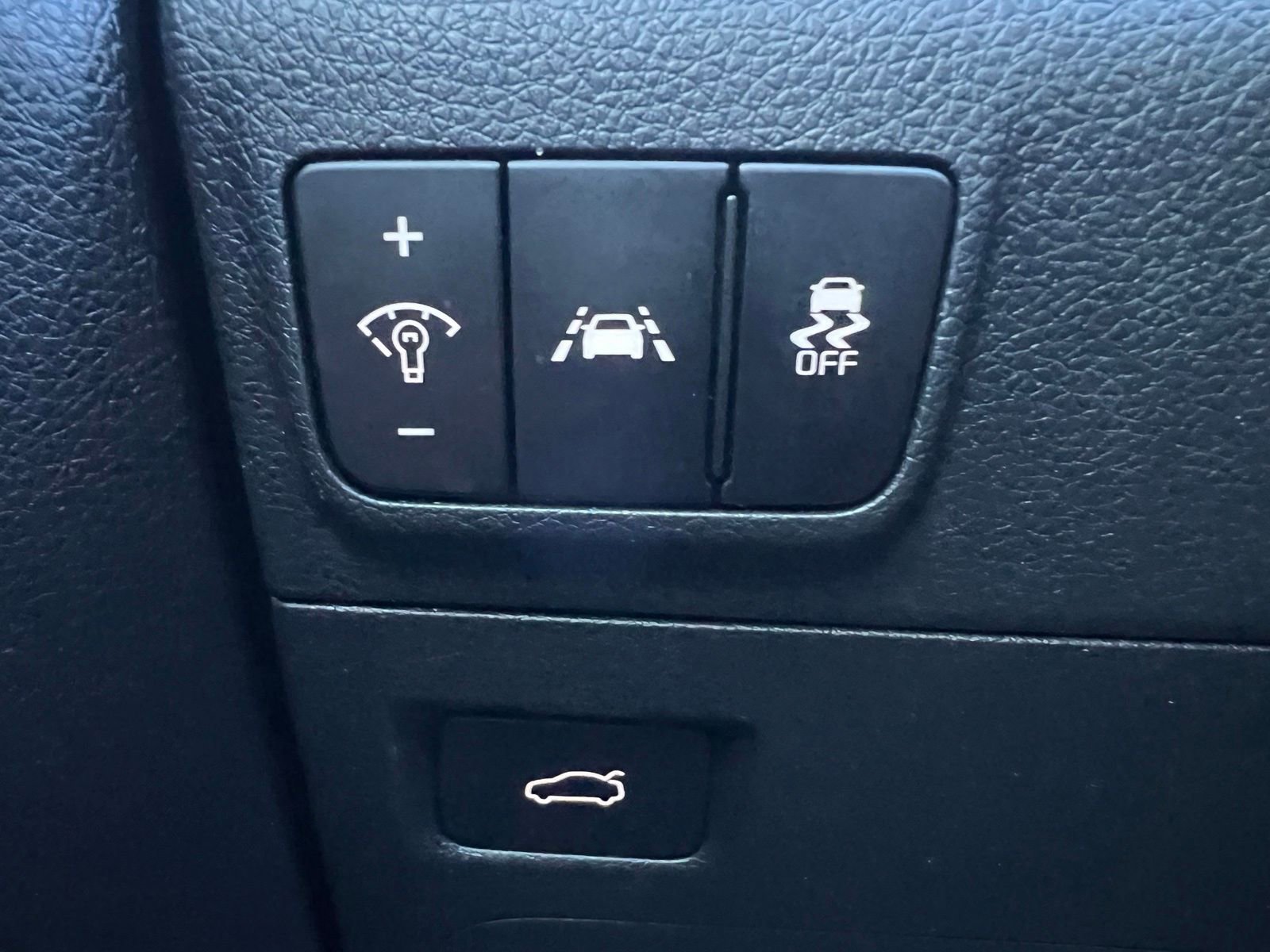 Used 2023 Kia K5 GT-Line image 37