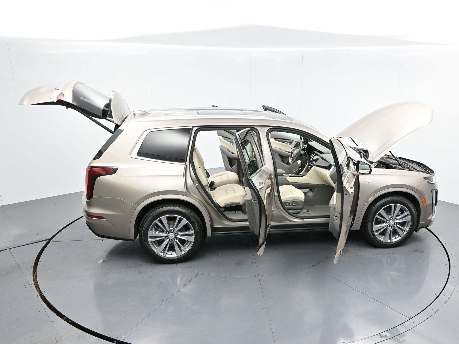 Certified 2022 Cadillac XT6 Premium Luxury image 48