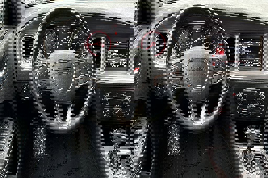 Used 2021 Dodge Charger SXT w/ Leather Interior Group image 11