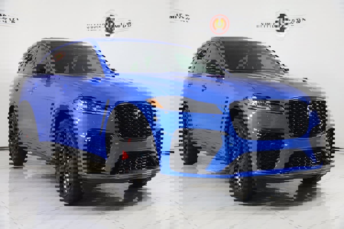 Used 2024 Jaguar F-PACE SVR image 35