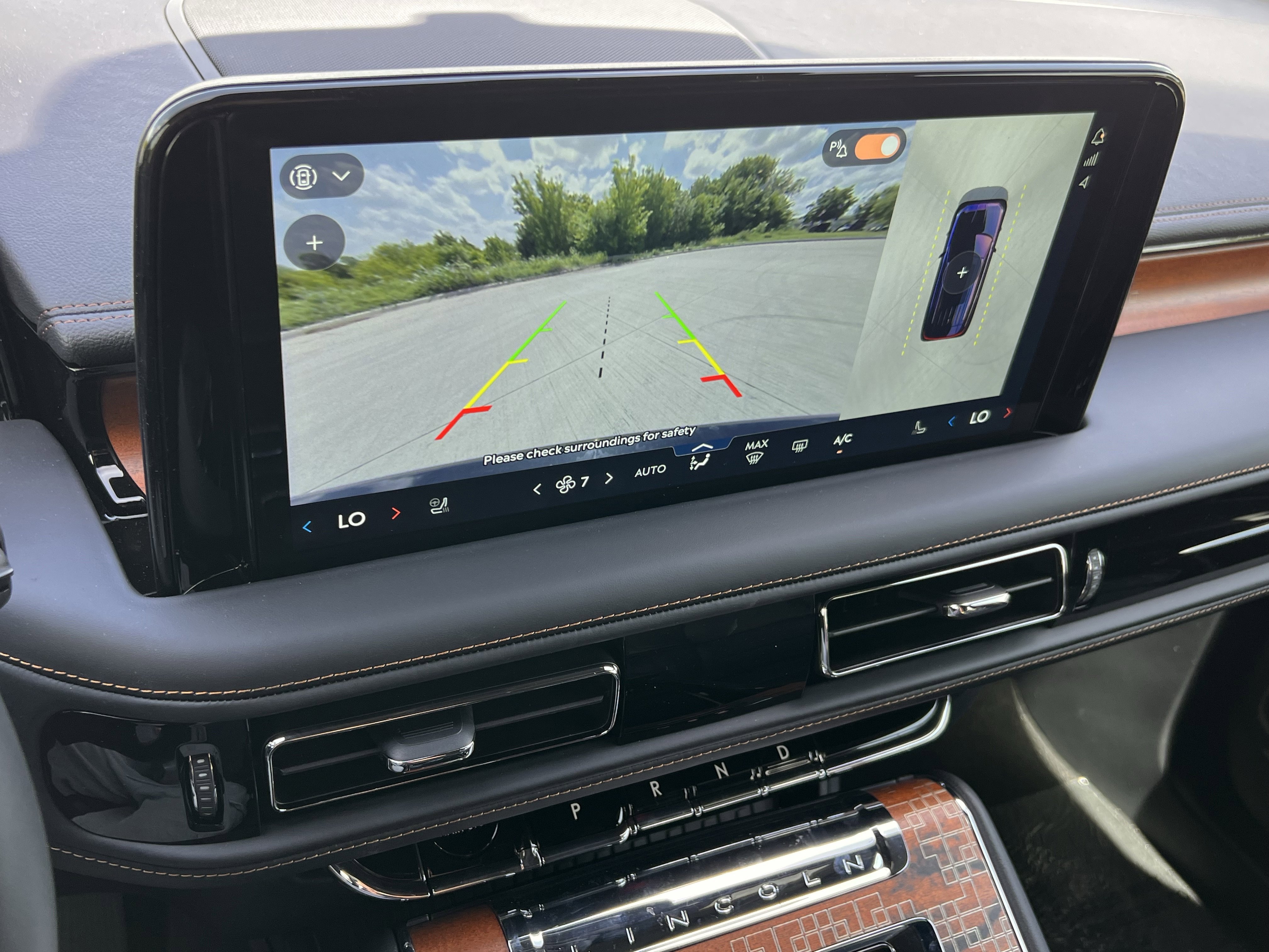 New 2025 Lincoln Aviator Black Label AWD/4WD image 16