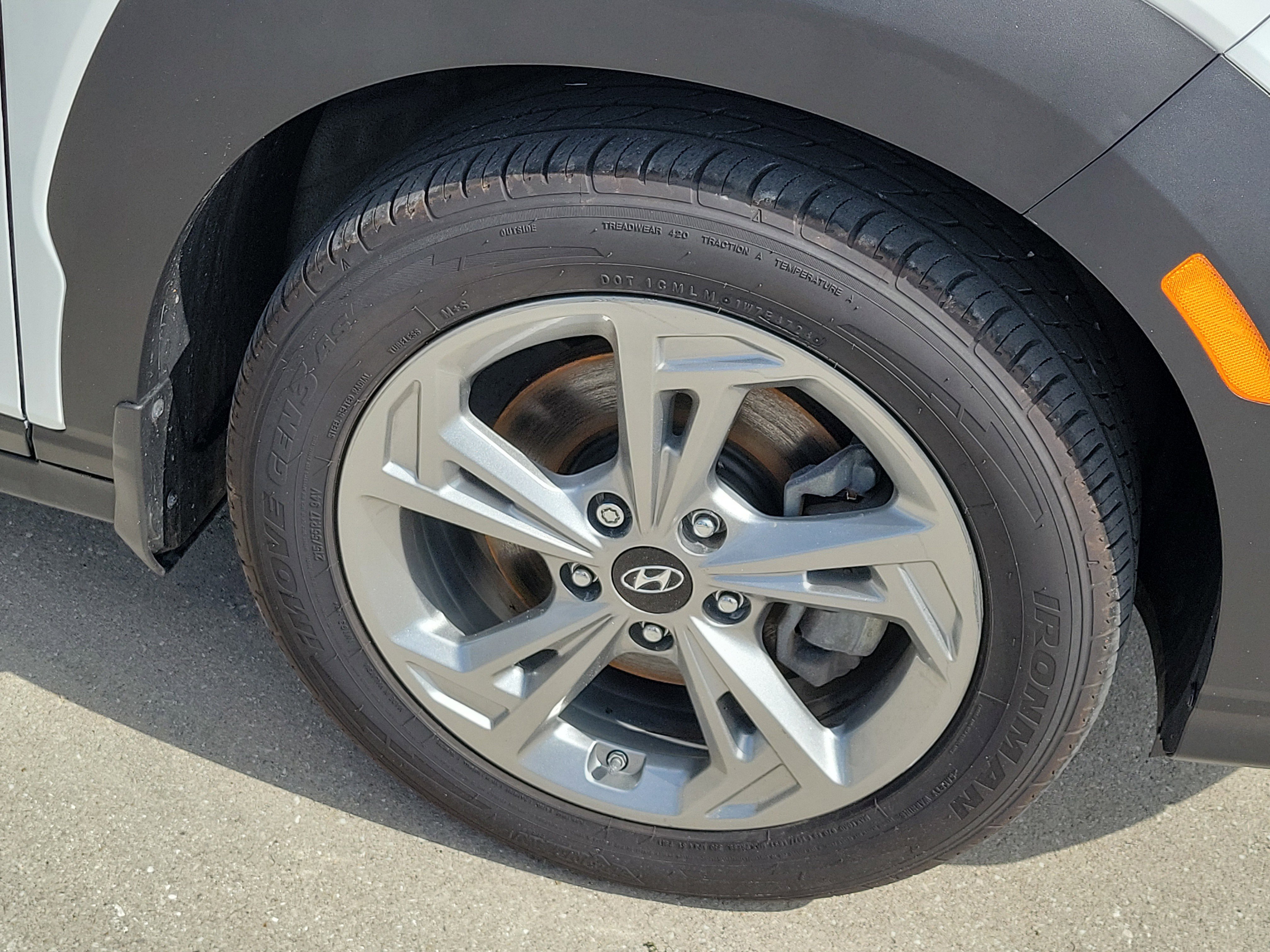 Used 2023 Hyundai Kona SEL AWD/4WD image 8