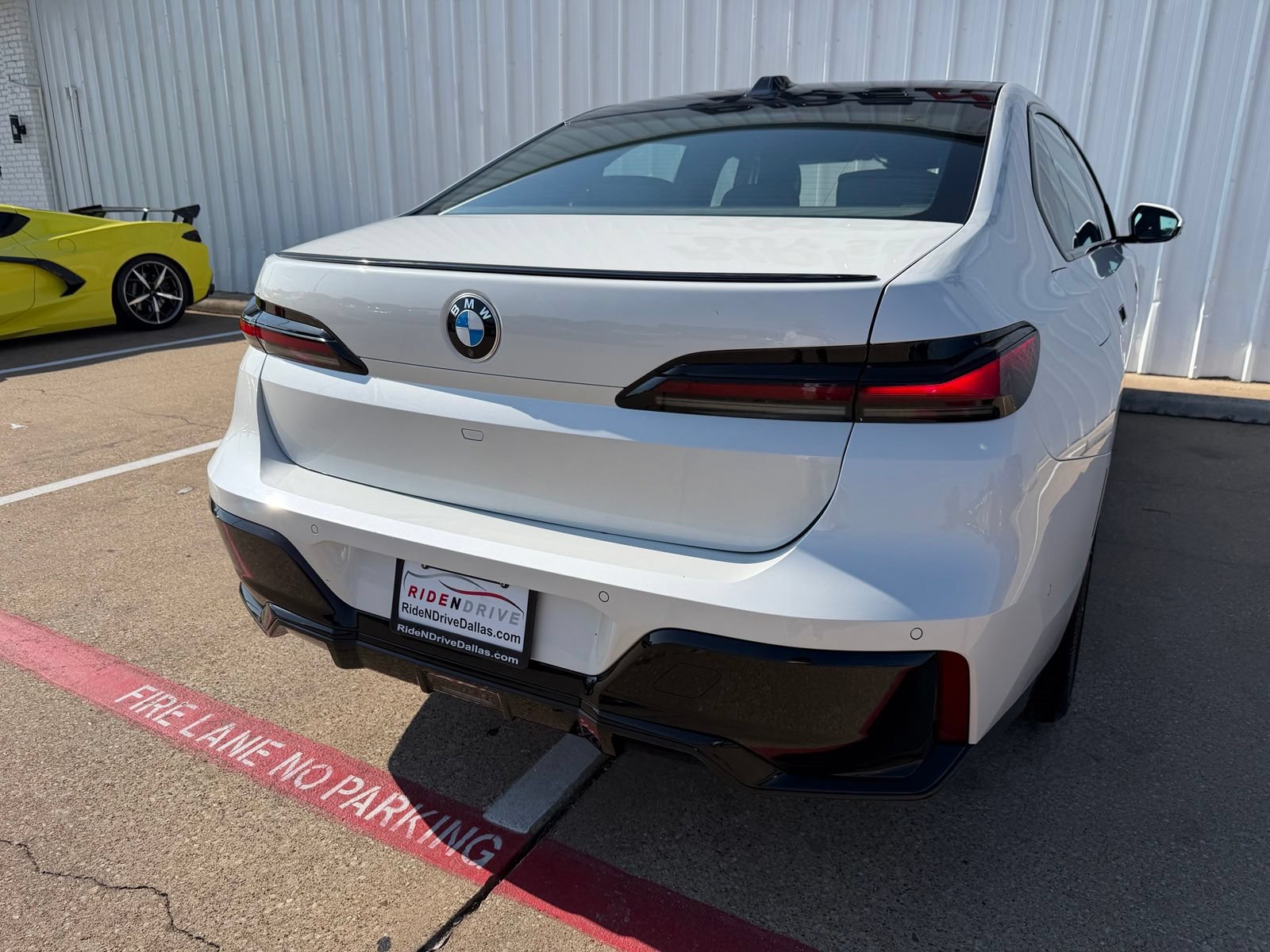 Used 2023 BMW 740i w/ Executive Package RWD image 6