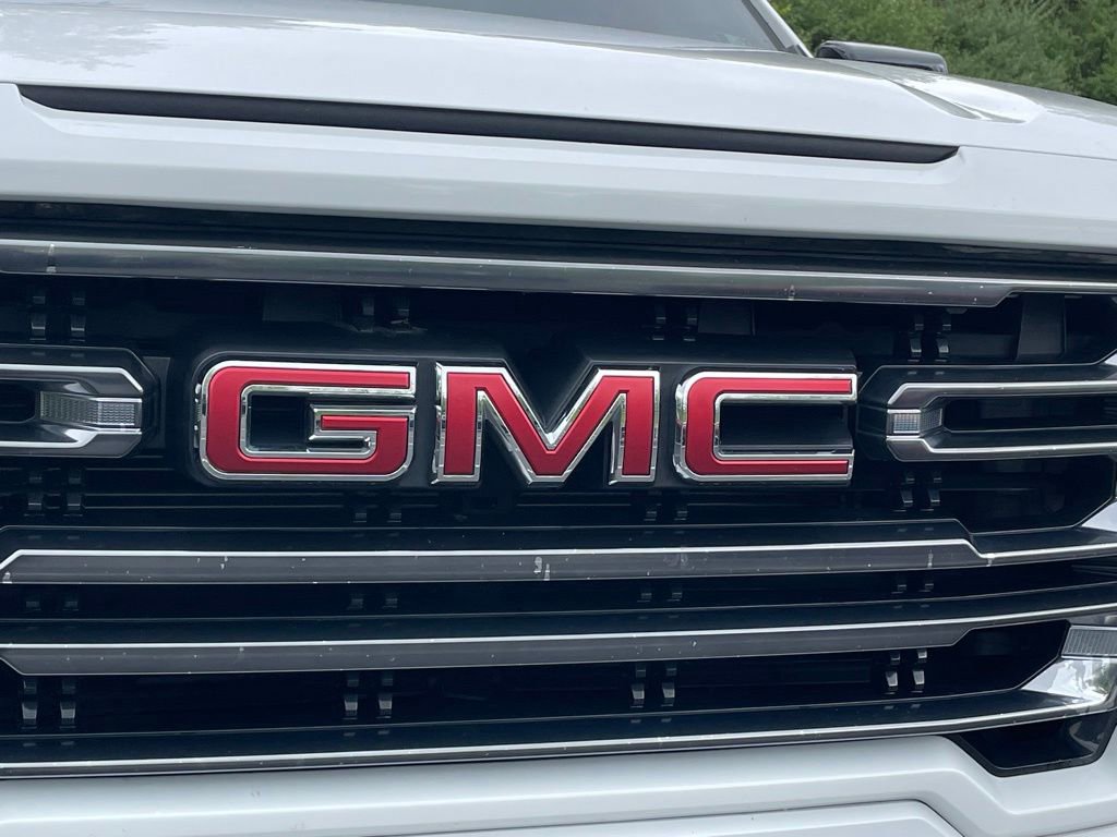 Used 2021 GMC Sierra 1500 AT4 w/ AT4 Value Package AWD/4WD image 9
