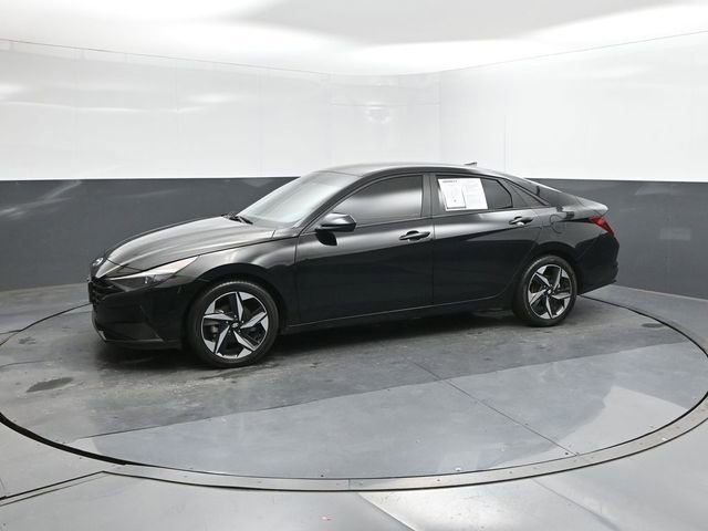Used 2023 Hyundai Elantra SEL w/ Convenience Package FWD image 29