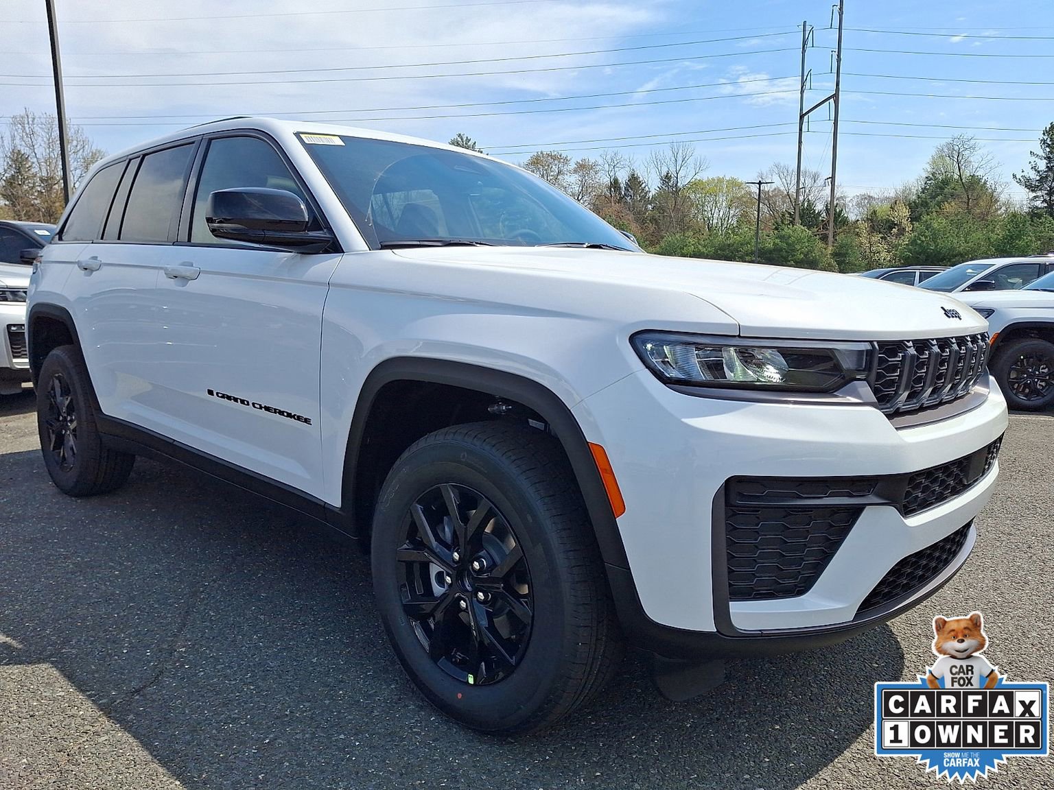 New 2026 Jeep Grand Cherokee Altitude image 2