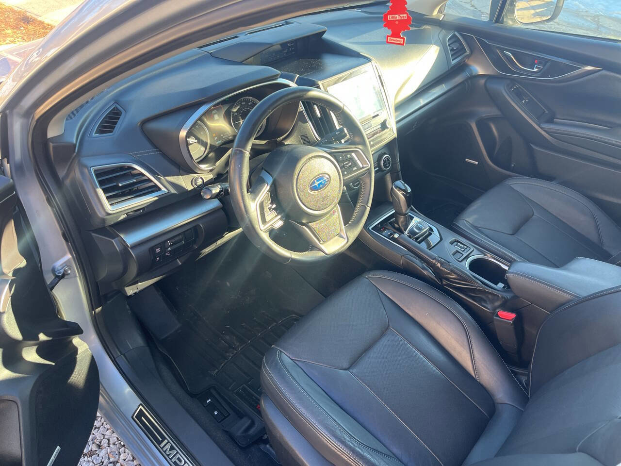 Used 2017 Subaru Impreza 2.0i Limited image 6