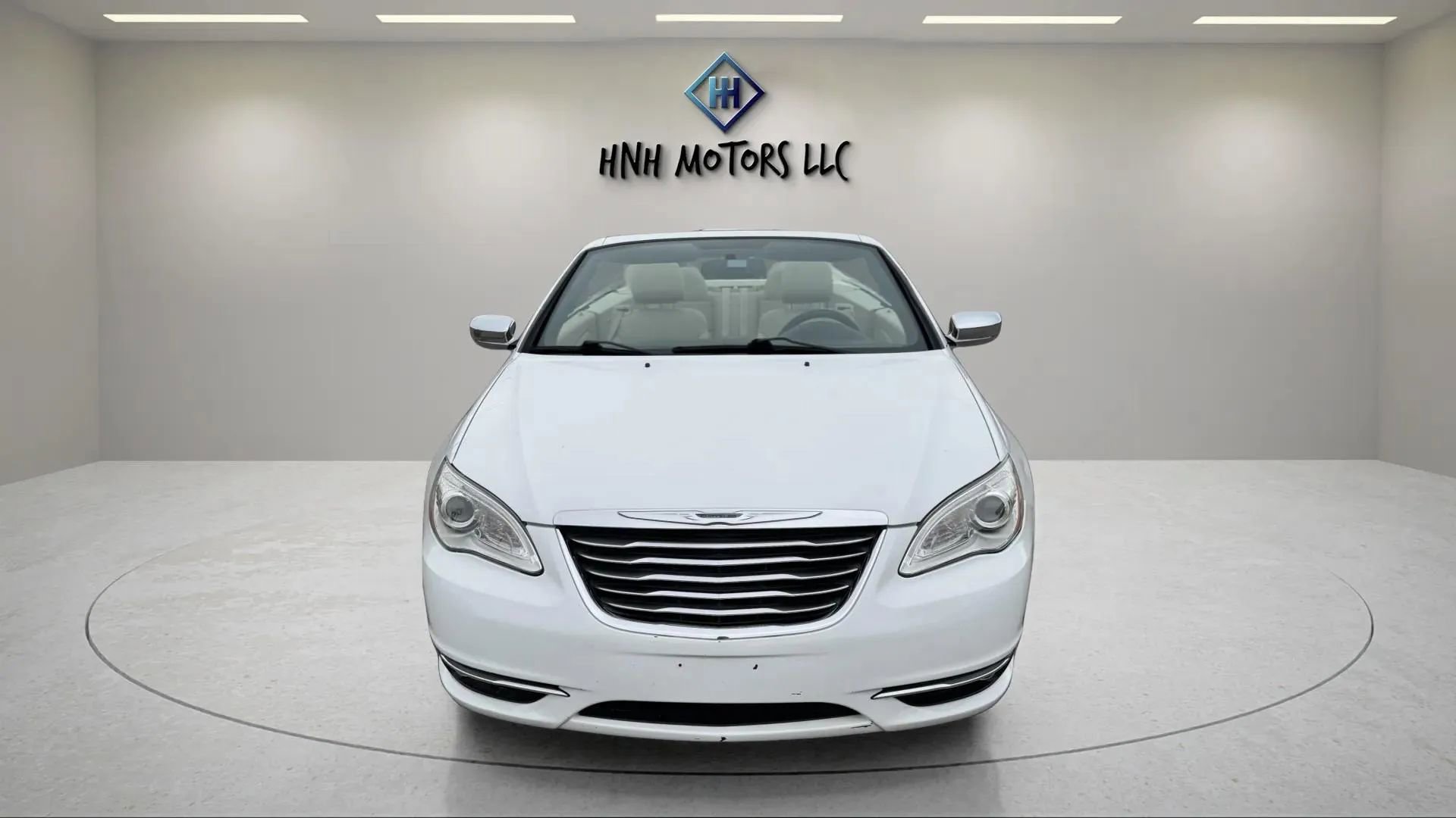 Used 2013 Chrysler 200 Limited image 22