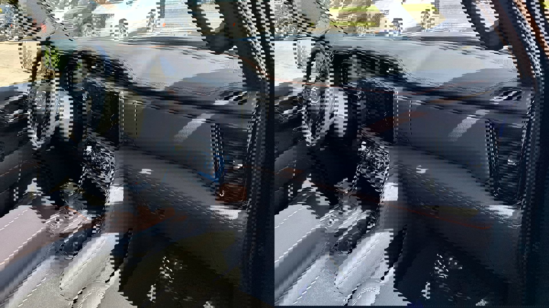 Certified 2024 GMC Sierra 1500 AT4 w/ Technology Package image 63