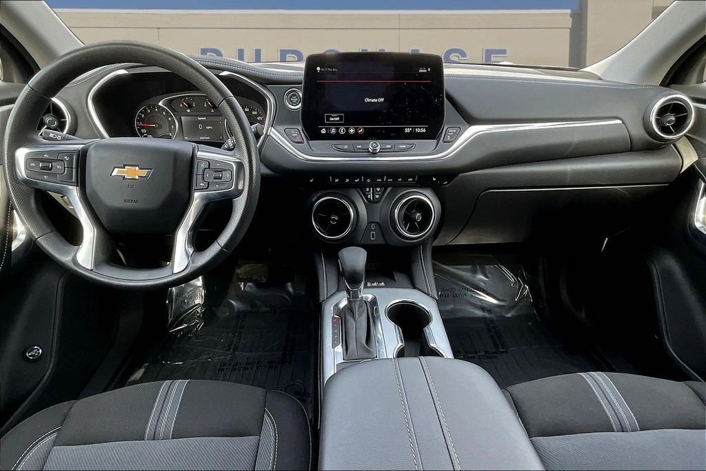 Used 2023 Chevrolet Blazer LT w/ Convenience Package image 9
