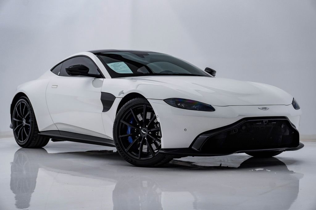 Used 2019 Aston Martin V8 Vantage Coupe image 1