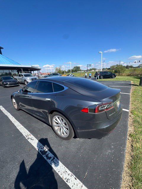 Used 2017 Tesla Model S 60 RWD image 7