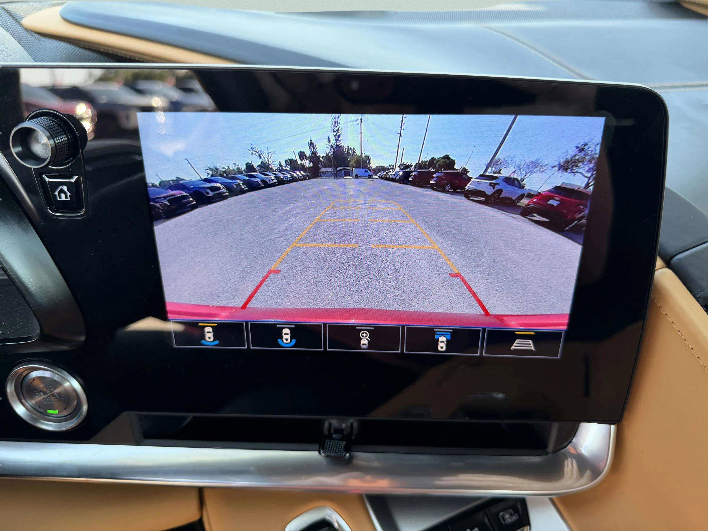 Used 2022 Chevrolet Corvette Stingray Premium Cpe w/ Z51 Performance Package image 15