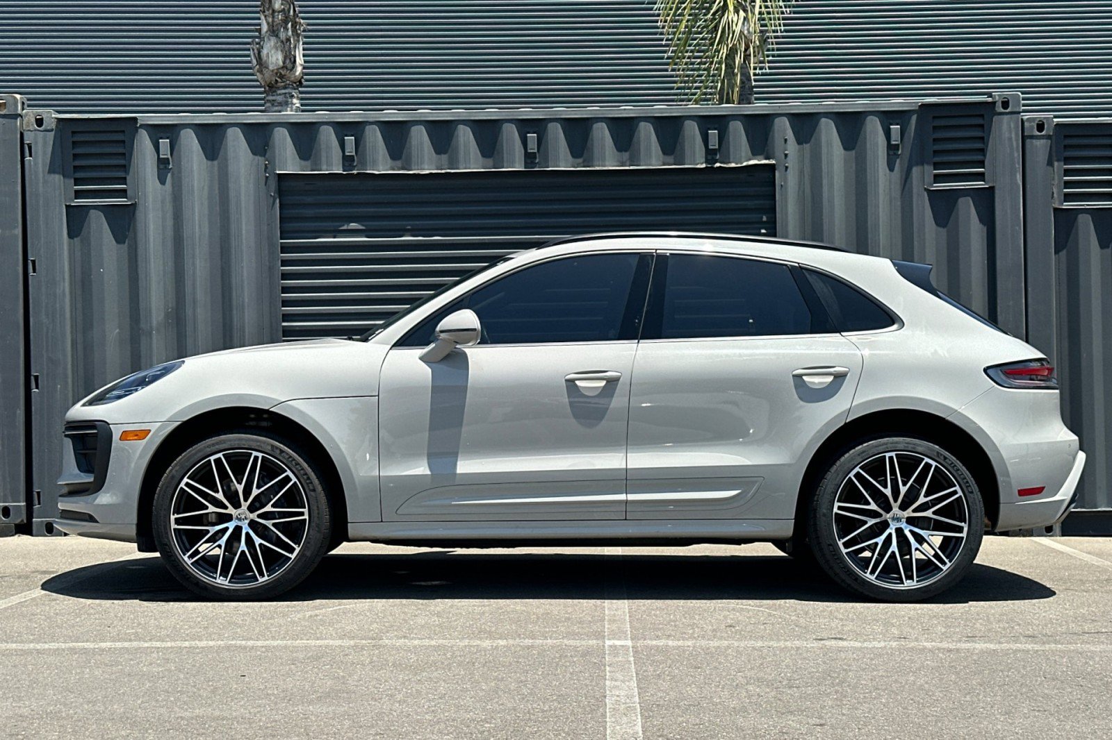 Certified 2024 Porsche Macan AWD/4WD video 2