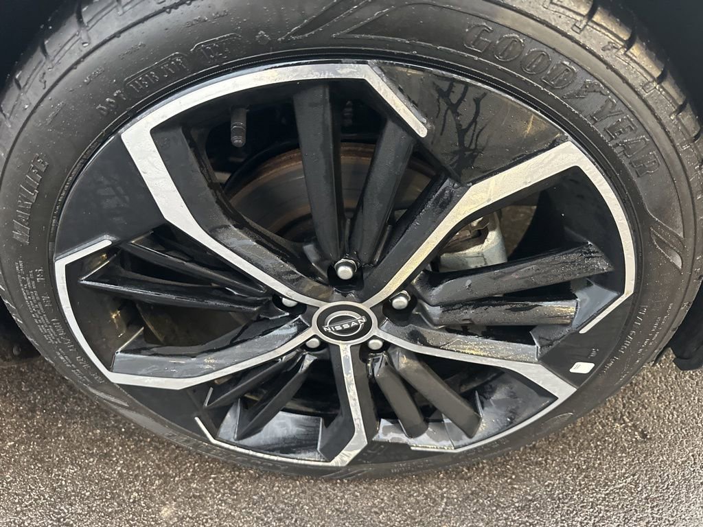 Used 2025 Nissan Altima 2.5 SR image 33