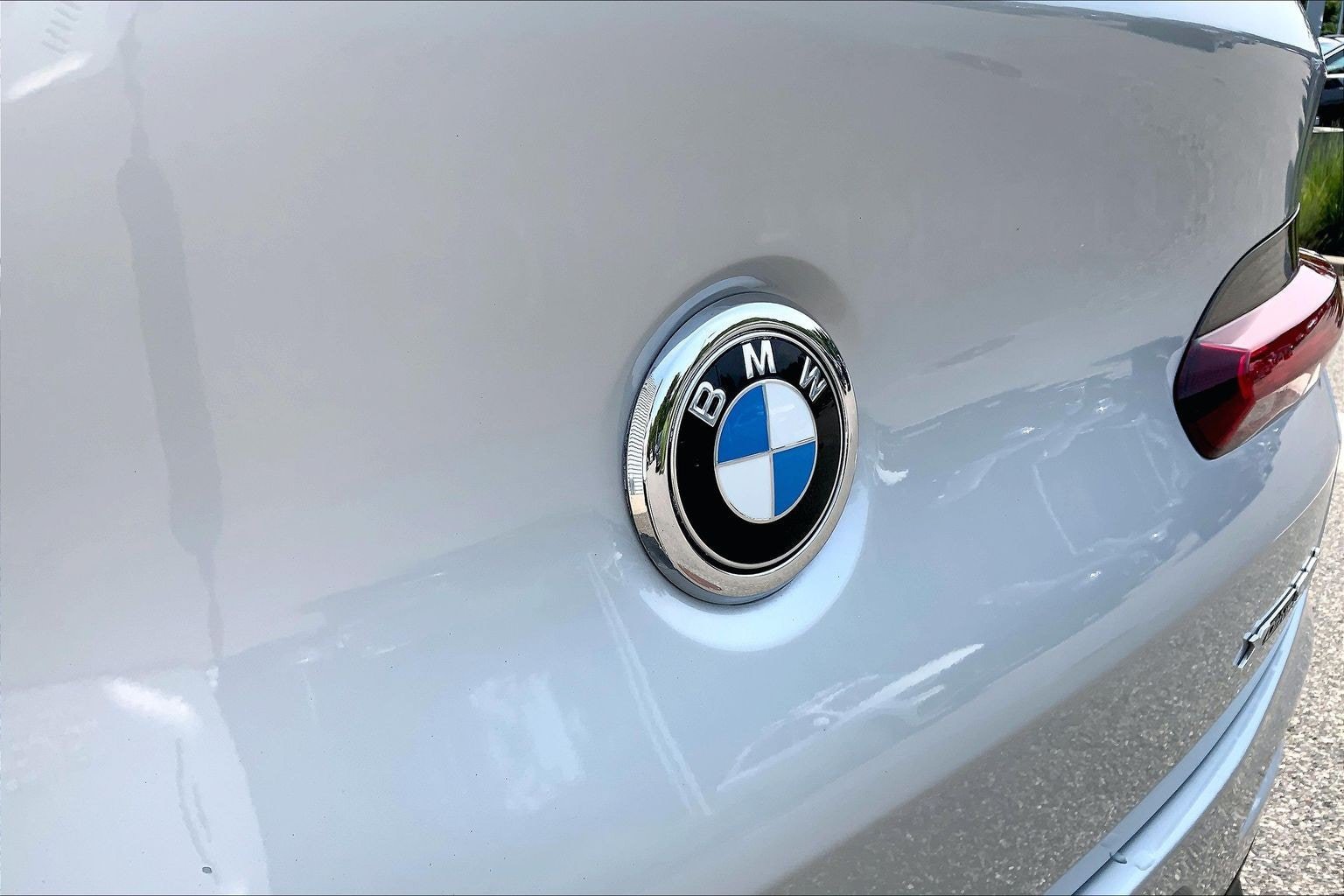 Used 2021 BMW X4 xDrive30i w/ Executive Package AWD/4WD image 32