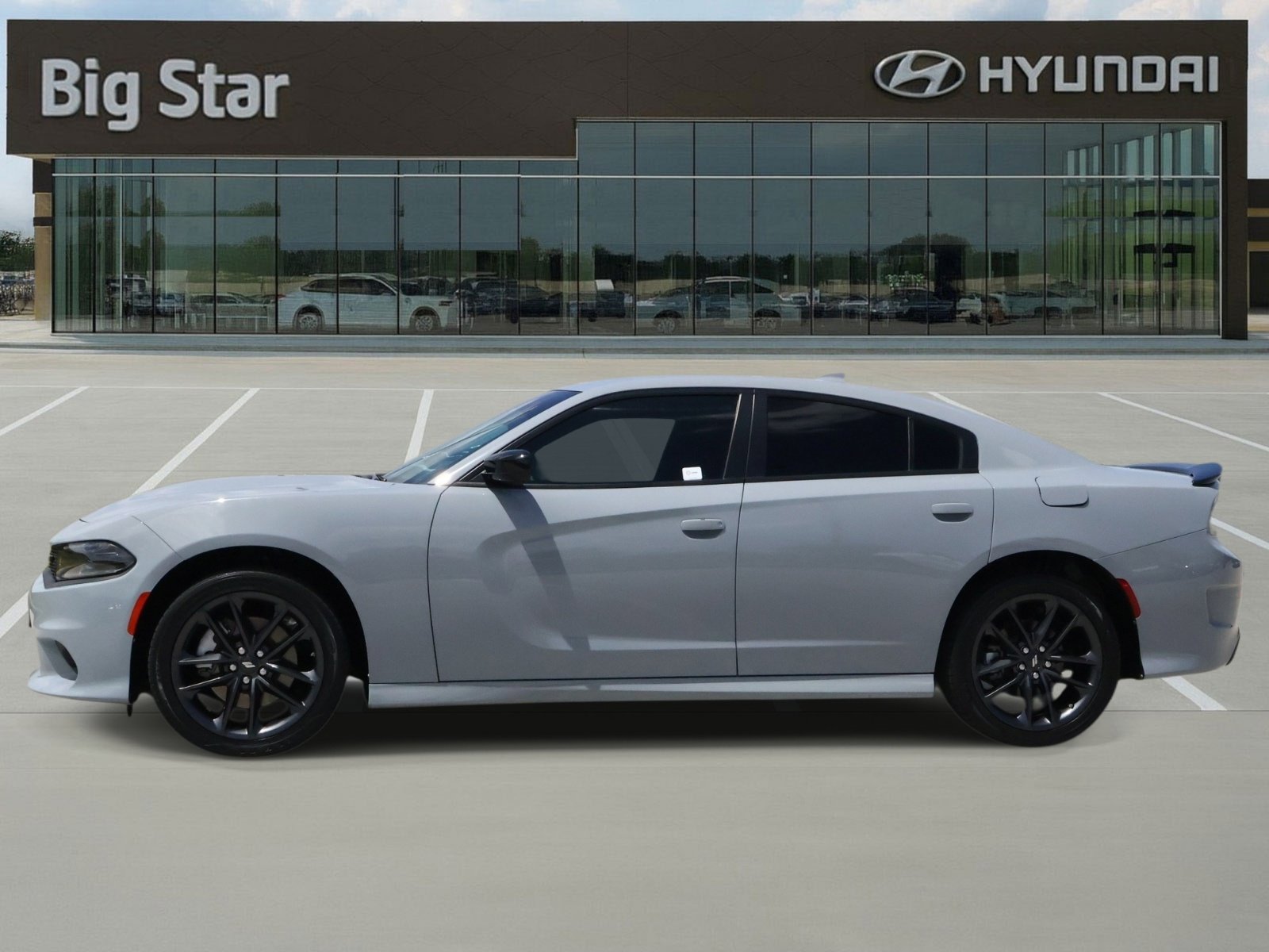 Used 2022 Dodge Charger GT w/ Plus Group image 2