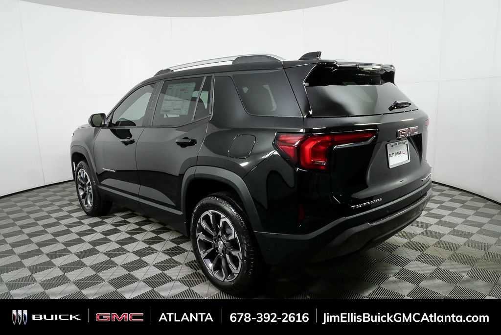 New 2026 GMC Terrain Elevation w/ Elevation Premium Package FWD image 3