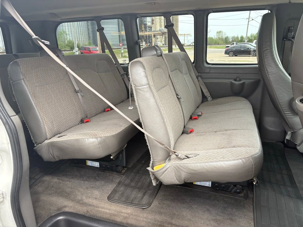 Used 2013 Chevrolet Express 2500 LS RWD image 13