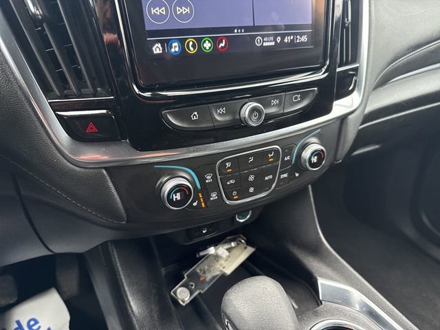 Used 2023 Chevrolet Traverse LT image 16