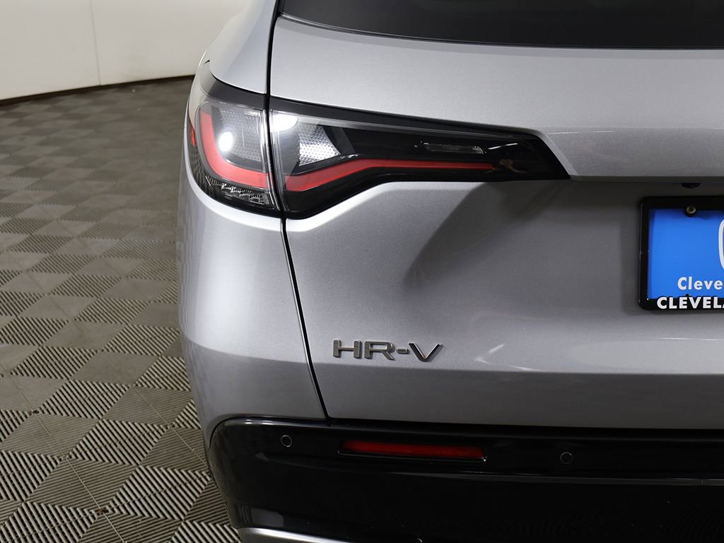 Used 2025 Honda HR-V EX-L image 15