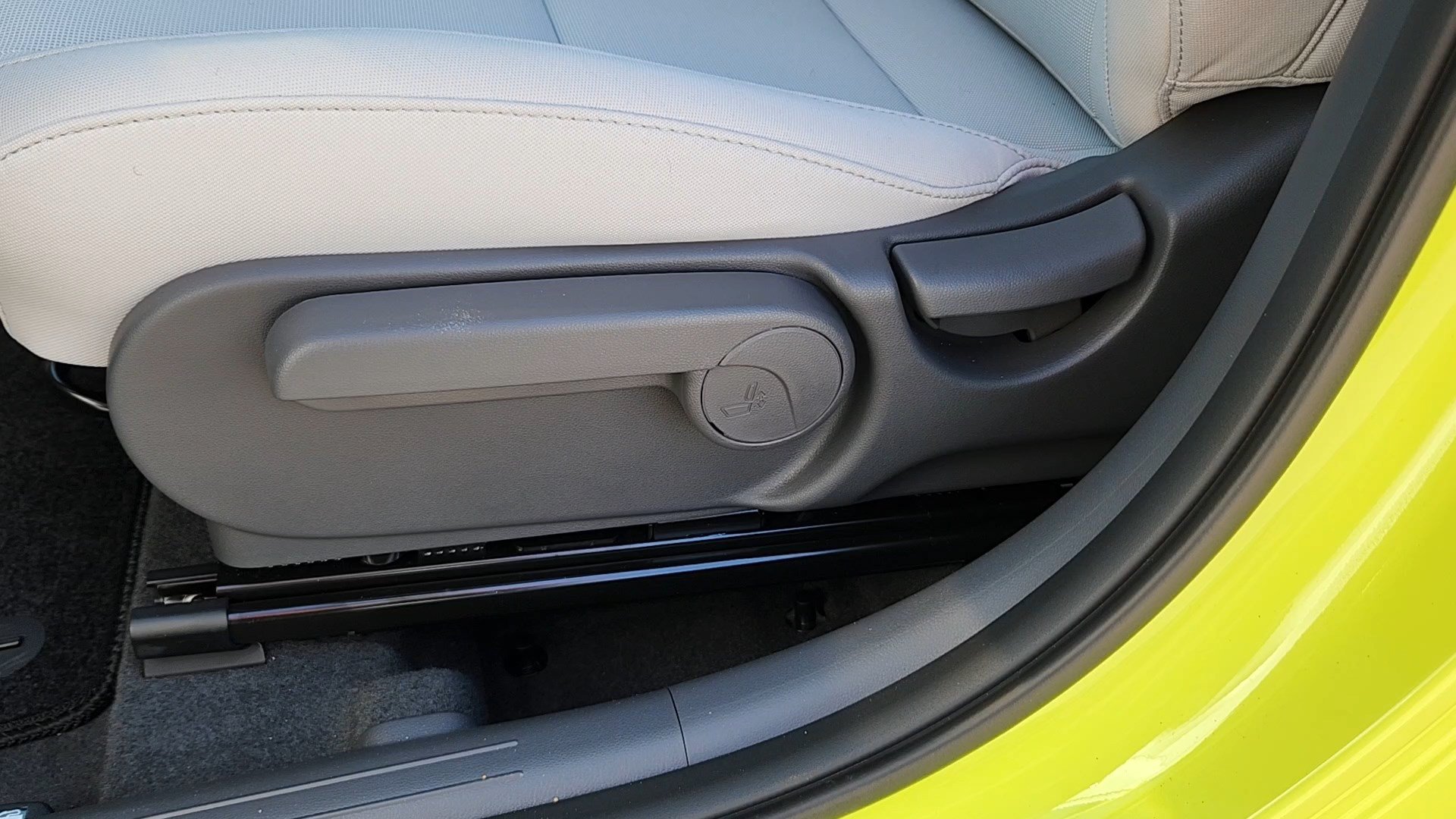 New 2026 Hyundai Kona SE AWD/4WD image 8