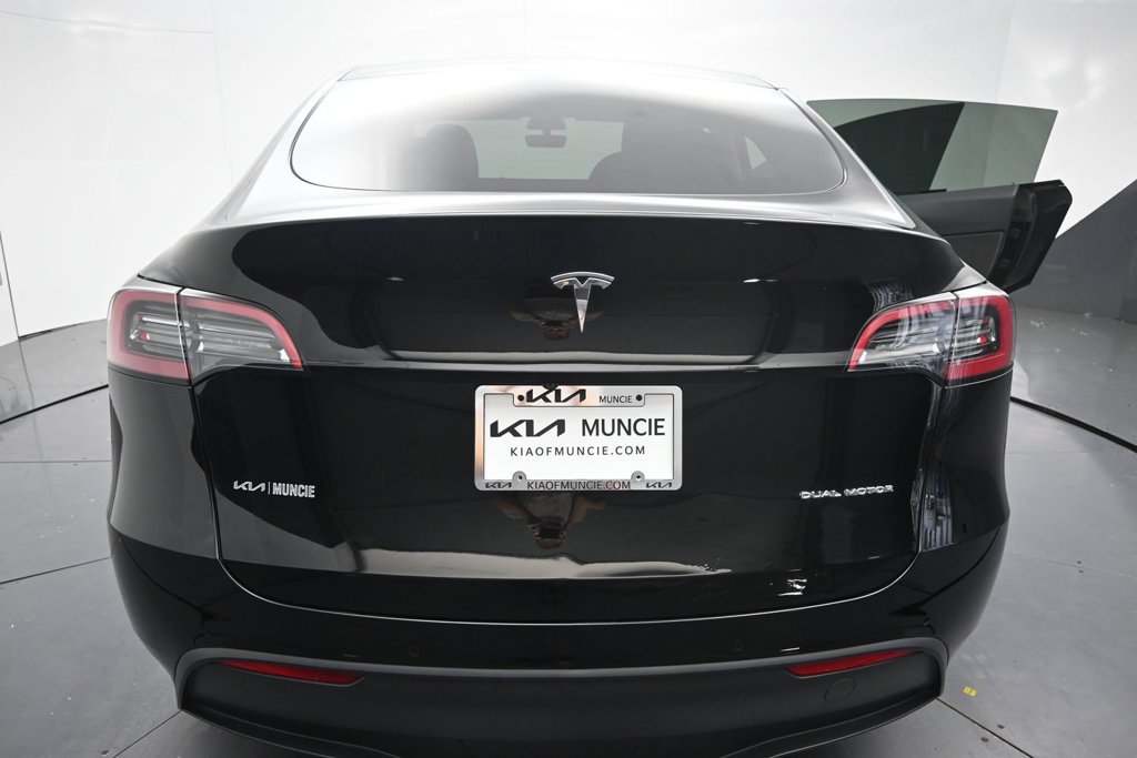 Used 2021 Tesla Model Y Long Range AWD/4WD image 9