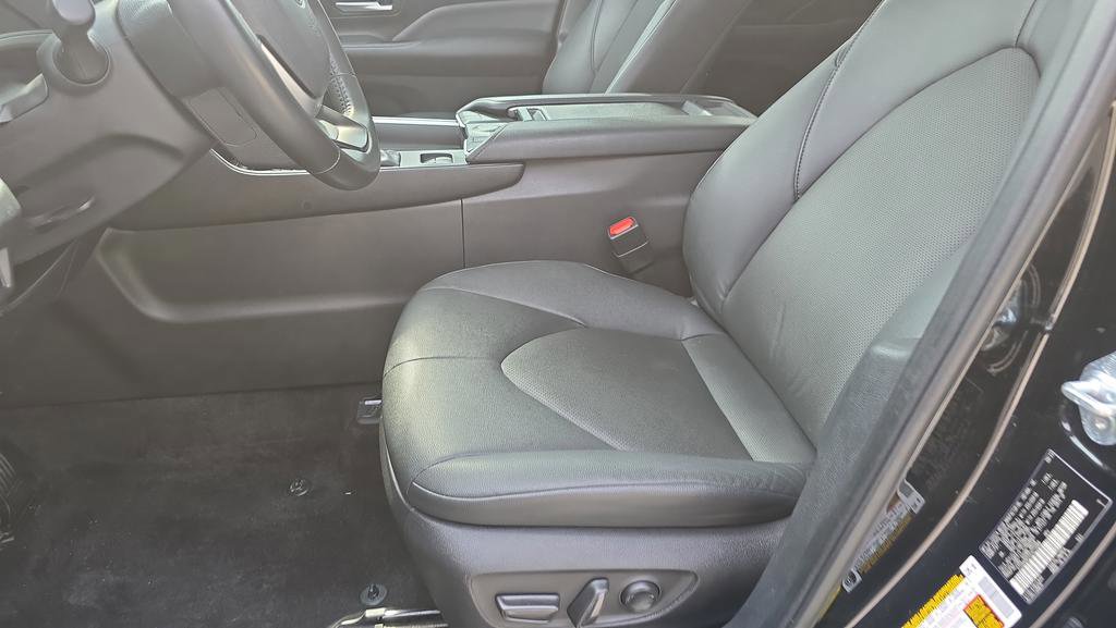 Used 2024 Toyota Grand Highlander XLE image 14