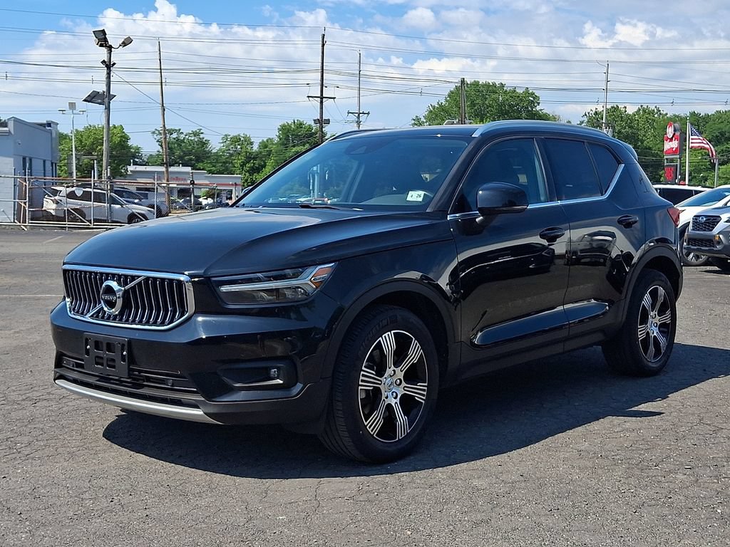 Used 2021 Volvo XC40 T5 Inscription w/ Climate Package AWD/4WD image 6