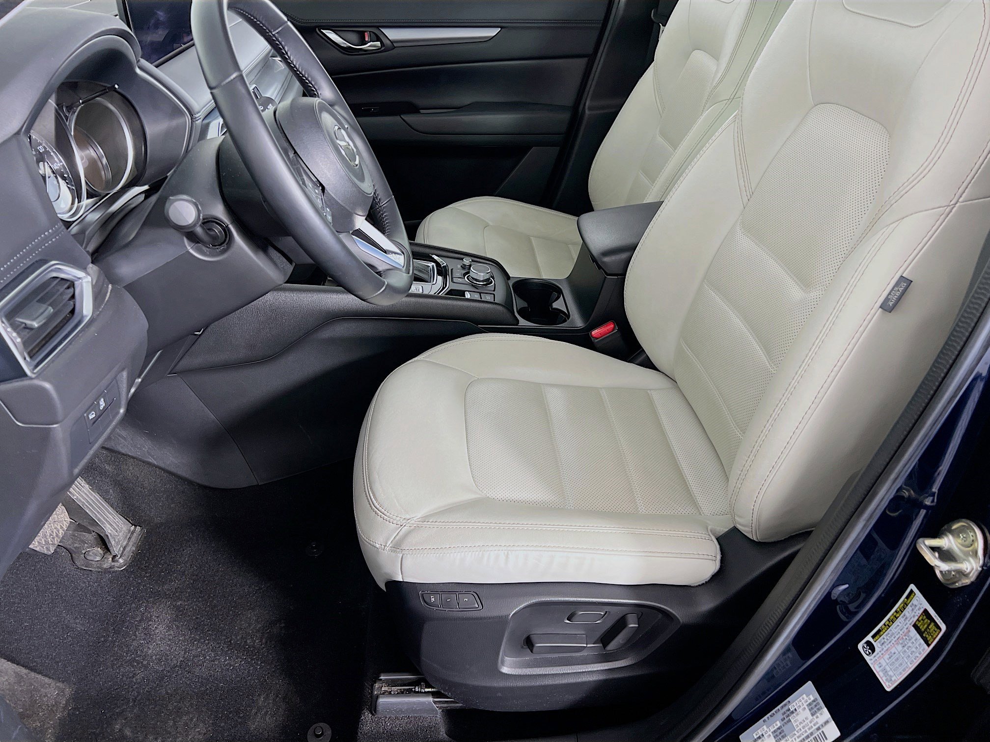 Used 2023 MAZDA CX-5 AWD 2.5 S w/ Preferred Package image 3