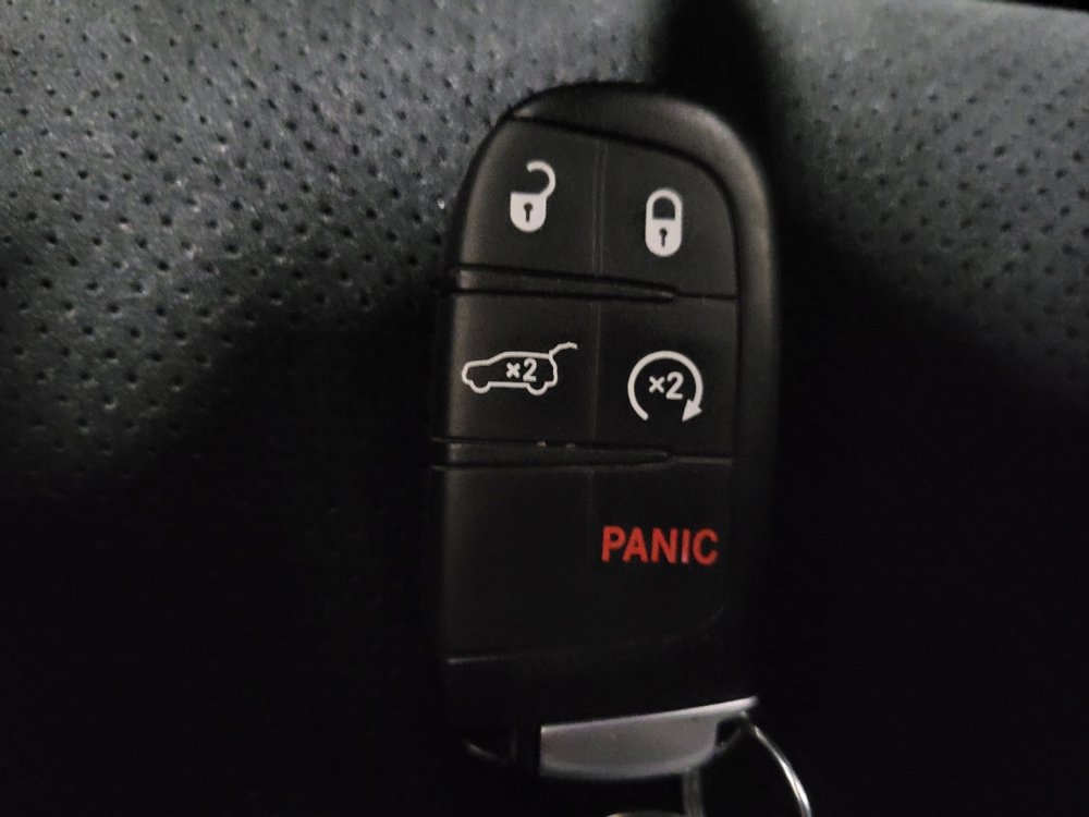 Used 2018 Jeep Grand Cherokee Trailhawk image 32