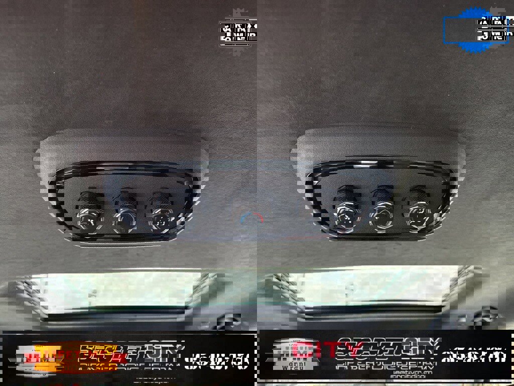 Used 2023 Dodge Durango R/T w/ Hemi Orange Plus Package image 27