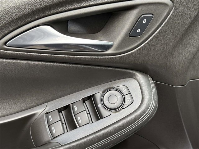 Certified 2023 Buick Encore GX Preferred w/ Cold Weather Comfort Package image 18