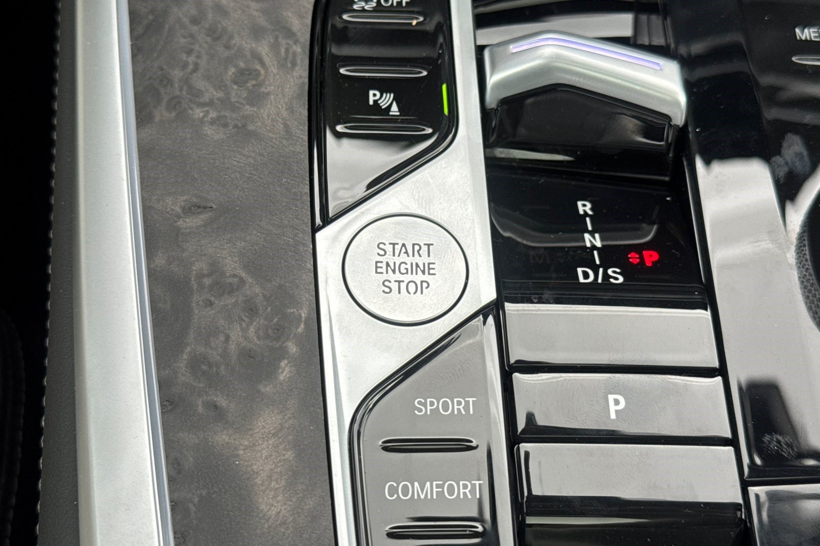New 2027 BMW X7 xDrive40i AWD/4WD image 16