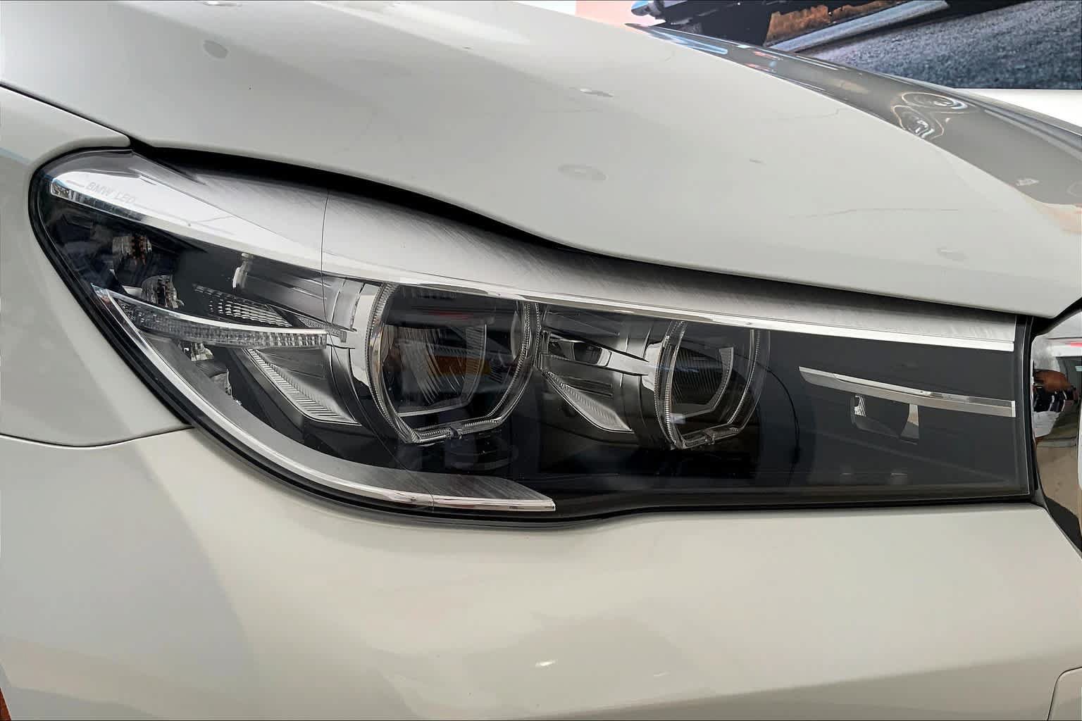 Used 2017 BMW 740i RWD image 28