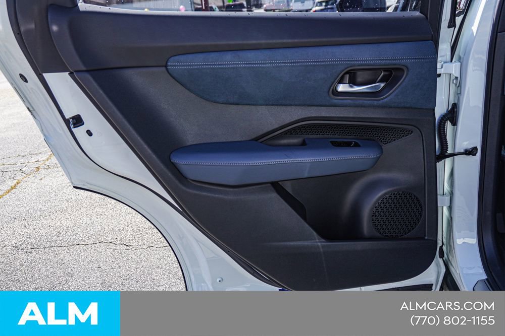 Used 2023 Nissan Ariya image 54