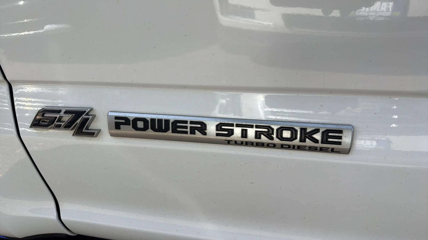 Used 2021 Ford F250 XLT w/ XLT Premium Package AWD/4WD image 24