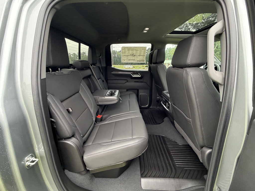 New 2026 Chevrolet Silverado 1500 LTZ w/ LTZ Premium Package AWD/4WD image 26