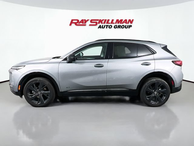Used 2025 Buick Envision Sport Touring AWD/4WD image 4